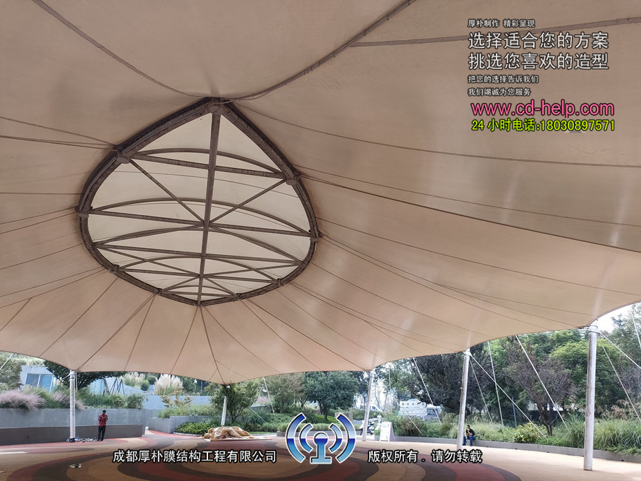 华阳麓客岛广场膜结构工程照片11_成都膜结构案例