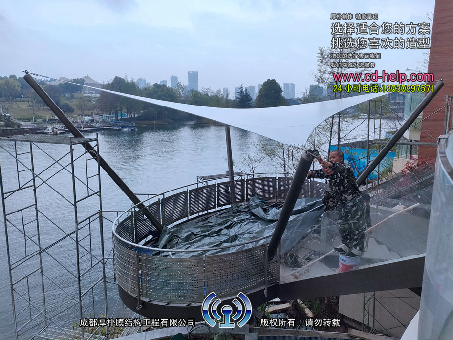 华阳黑珍珠麒麟荟别墅膜结构工程照片6_成都膜结构案例