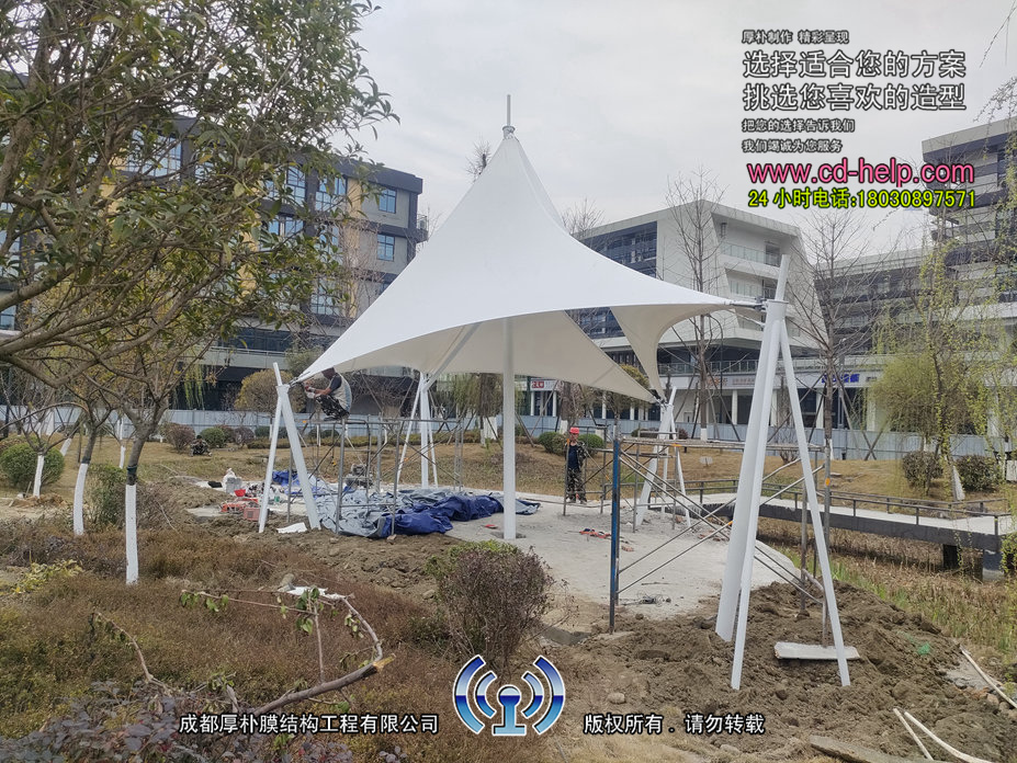 新都航空一路景观膜结构工程照片9_成都膜结构案例
