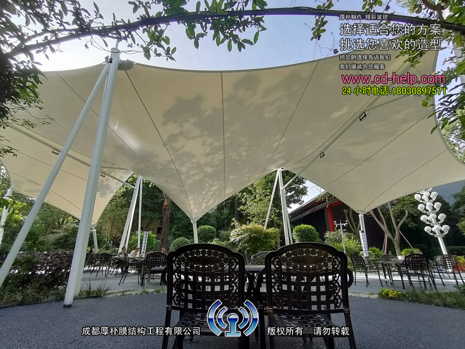 望江宾馆啤酒广场膜结构工程照片11_成都膜结构案例