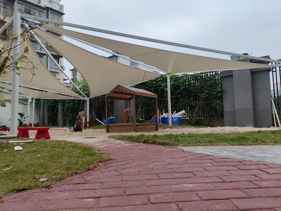 眉山南湖幼儿园沙池遮阳膜结构工程照片3_成都膜结构案例
