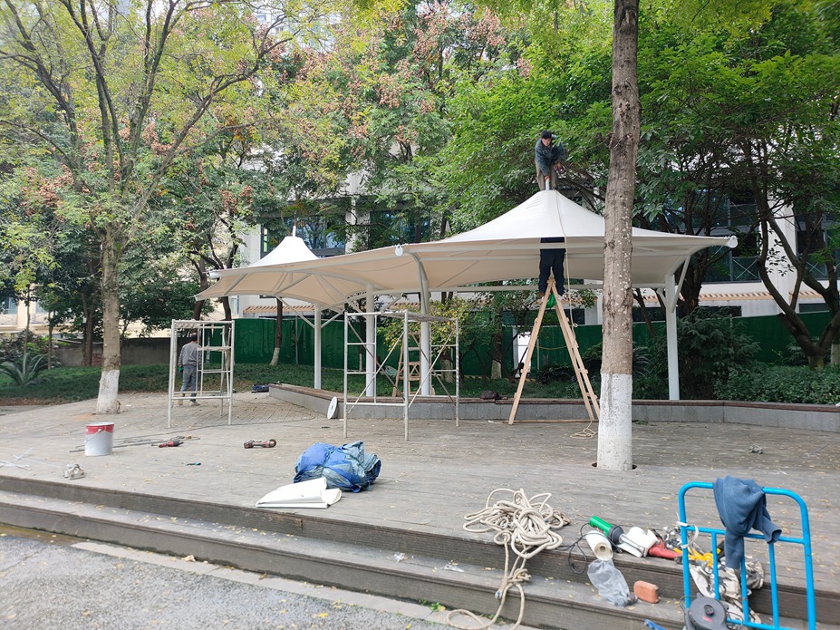花照壁公园休闲亭遮阳膜结构工程照片10_成都膜结构案例
