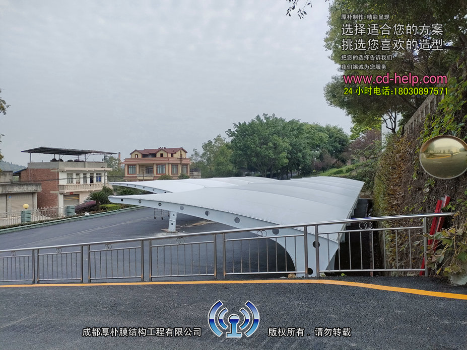 隆昌石油局车棚膜结构工程照片5_成都膜结构案例