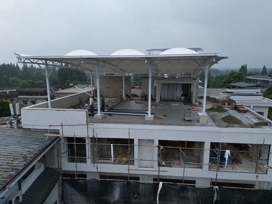 青城印象酒店楼顶膜结构工程照片3_成都膜结构案例