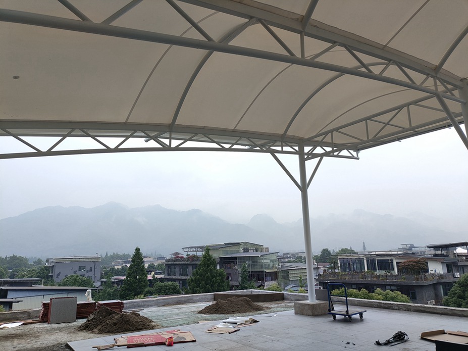 青城印象酒店楼顶膜结构工程照片12_成都膜结构案例