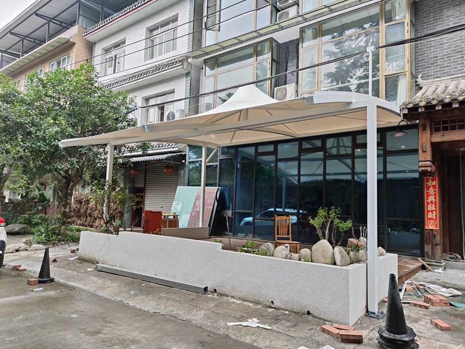 青城时光酒店遮阳膜结构工程照片5_成都膜结构案例